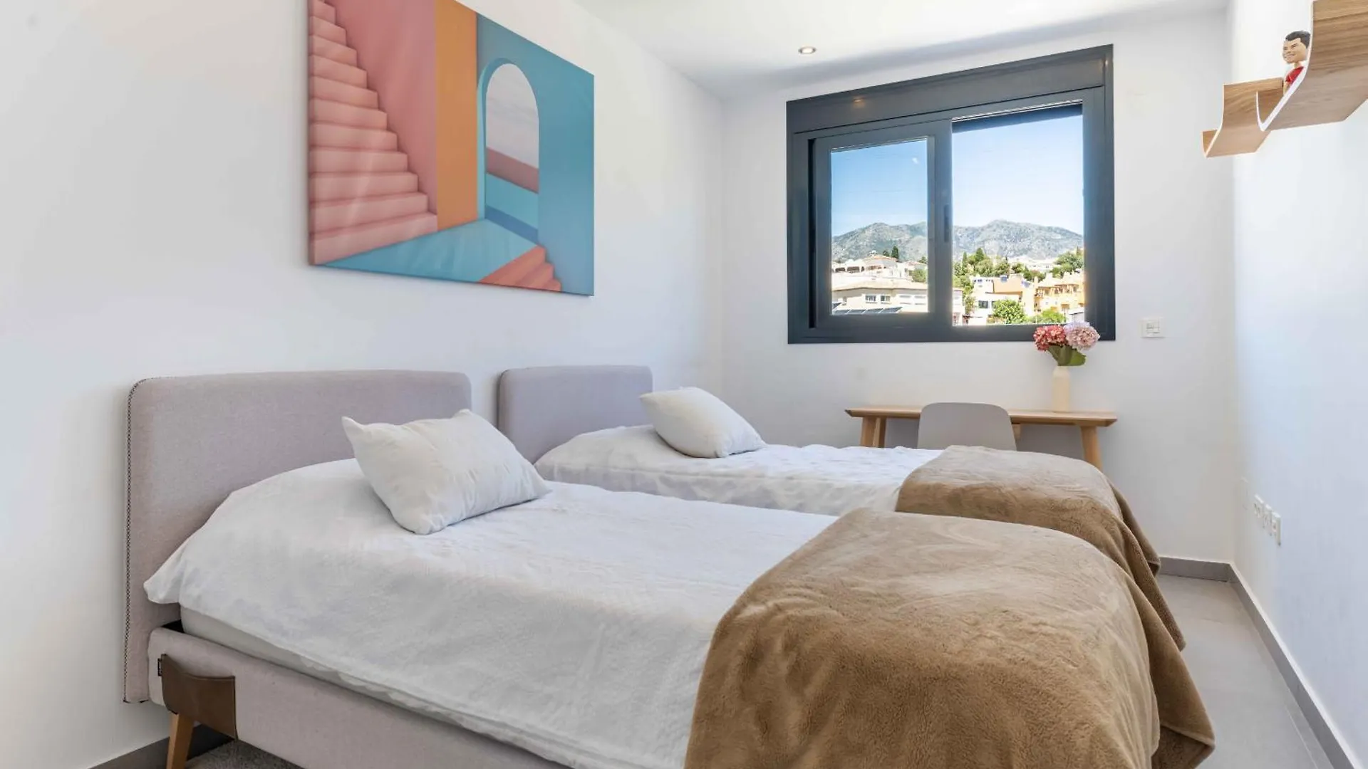 Willa Modern Newbuild Townhouse With Quality Furniture Fuengirola